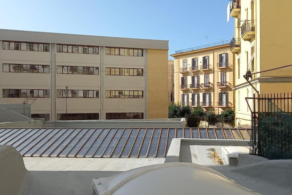Nel Cuore Del Vomero Apartament Napoli Bagian luar foto