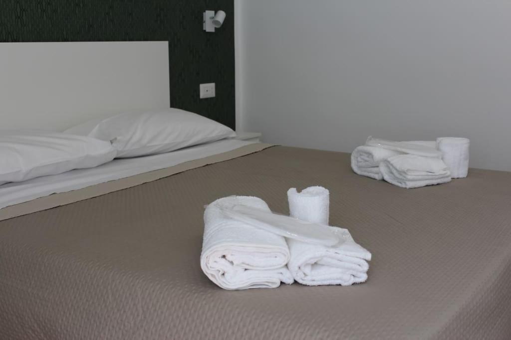 Nel Cuore Del Vomero Apartament Napoli Bagian luar foto