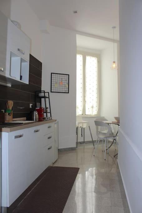 Nel Cuore Del Vomero Apartament Napoli Bagian luar foto