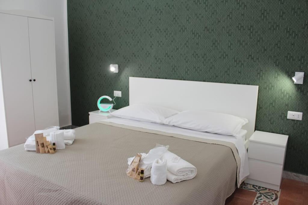 Nel Cuore Del Vomero Apartament Napoli Bagian luar foto